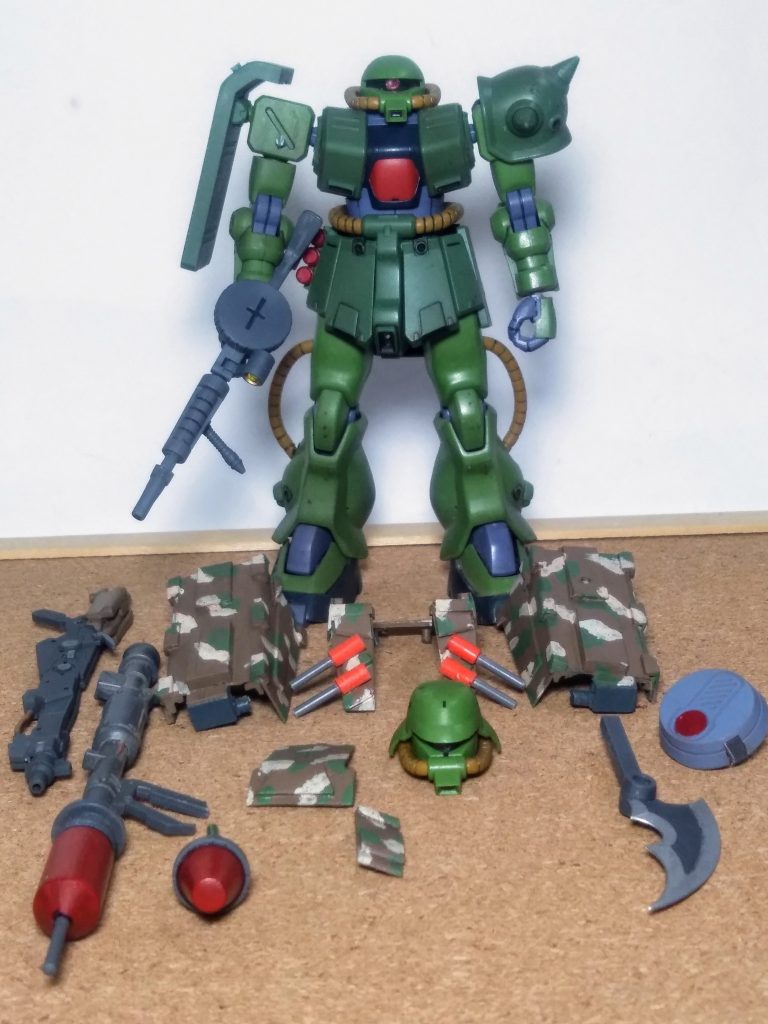 0083 年 12 月 4 日『ティターンズ』が発足。0084 年？月？日『T.T.T.部隊(T3部隊)』が編成される。同時期に『T3部隊』の下位部隊である実戦検証隊(妄想)『T.P.F.T小隊』も設立。0085 年 7 月 31 日『30 バンチ事件』が勃発。0085 年 10 月 ？ 日『ジオン残党』との戦闘で大破した『ヘイズル』が改修された。0086 年 2 月 6 日 『アクシズ』が地球圏に向けて発進。   　　　　☝️今ここら辺👇 😁 0087 年 3 月 2 日 『ガンダム Mk-Ⅱ』が強奪される。 『元ジオン軍の宇宙要塞アクシズ』が地球圏に向けて移動を開始したとの情報はタチマチ周知の事実と成った。この状況に各地に潜伏する『元ジオン兵達』が歓喜！その行動が活発化するのは当然の事であろう。その『元ジオン兵達』の中には『ルッキールー中隊〔天斗朝靄特務中尉〕』と、共に闘った『ナ・イショ基地の面々』も含まれる。そんな『ナ・イショ基地』には統合整備計画にて誕生したモビルスーツ『MS-06 FZ ザク FZ(通称ザク改)』とそのパイロット『ドイ・ツホヘイ 少尉』も在籍している・・・ と、云うわけで妄想 ζ 地球人よ、ご機嫌如何？ ver, ζを晒してイコうと思います😤今回は『MS-06 FZ ザク FZ(通称ザク改)』&『ドイ・ツホヘイ 少尉』をご紹介 ✨😌✨