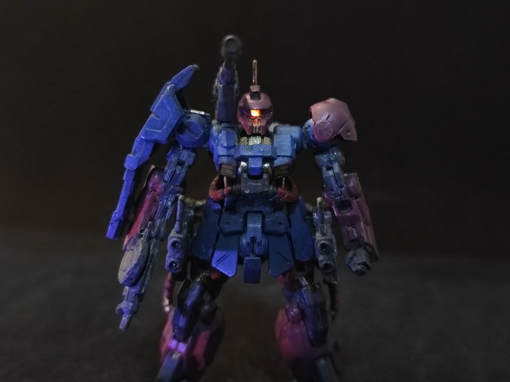 暗い方が目立ちますね