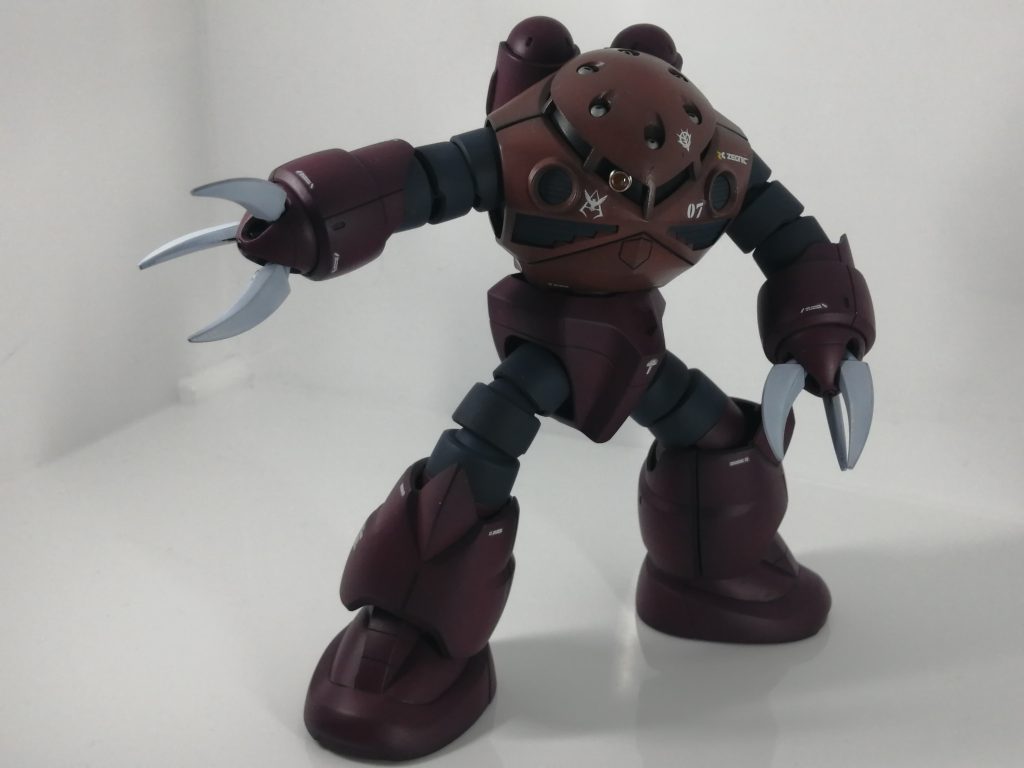 あと、ついに今回から充電式エアブラシを卒業し、コンプレッサーを導入しました。ついでにエアブラシも新調。クレオスのL5にしました、使いやすく素晴らしいです。わたしの使い方の問題かもですが、充電式は半年で2回もコンプレッサーの故障に見舞われてしまいました。。。