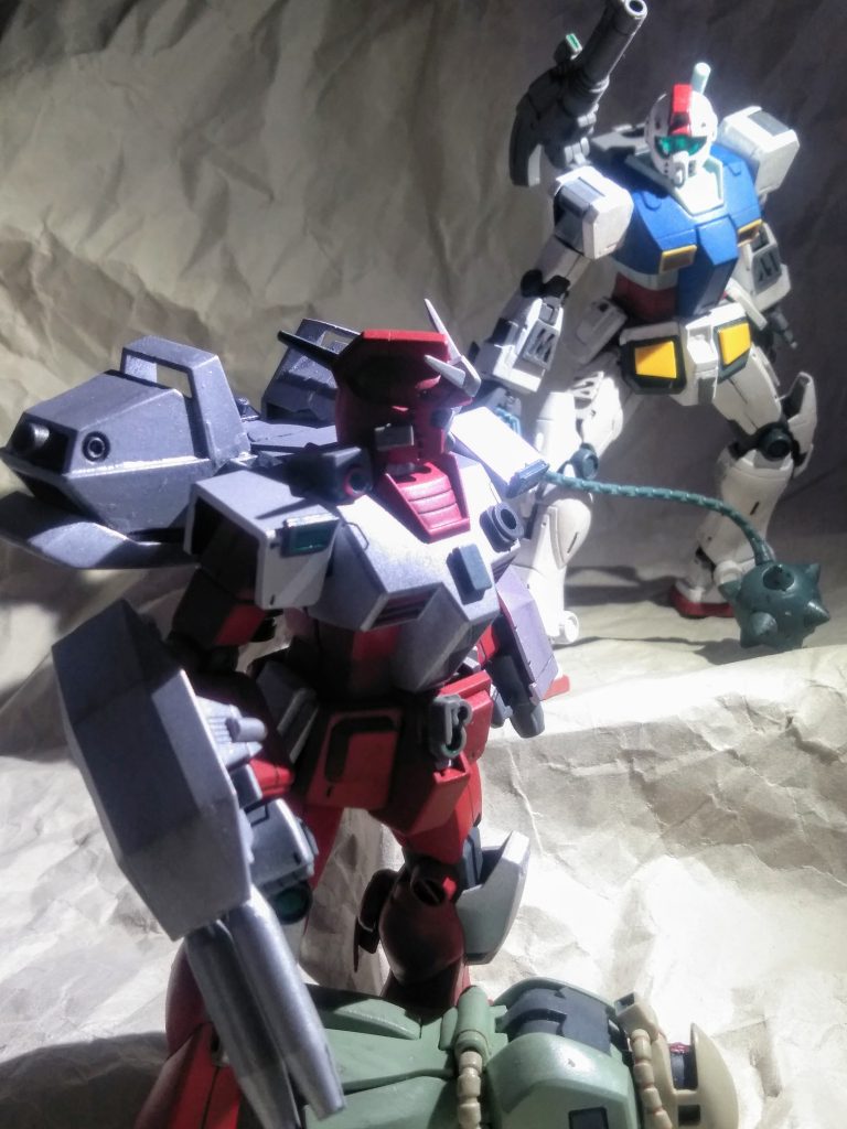 「白の計気ゃ暖(ｹｲｷｬﾉﾝ)だと？怒図流(ﾄﾞｽﾞﾙ)中将を討ったという練歩ﾟ宇(ﾚﾝﾎﾟｳ)の入ー対付ﾟ(ﾆｭｰﾀｲﾌﾟ)か。単騎で残るとは勇敢だな」   by 赤い人