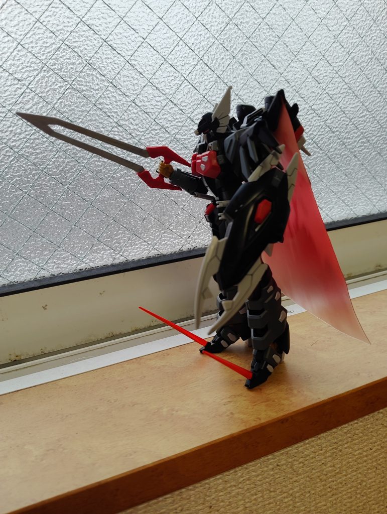 ビームサーベルは3本😅足には2つのビームサーベル