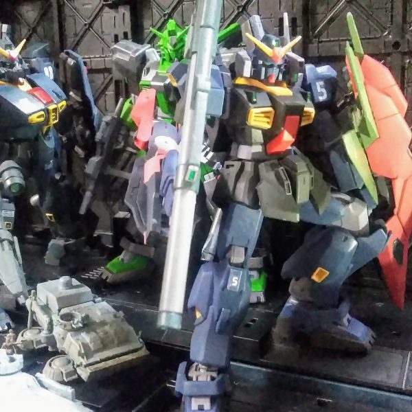 ガンダム Mk-Ⅱ 5号機《モデルグ・ラフィックス 中尉搭乗 実戦検証機》  ζ 傲慢の巨人ver, ζ