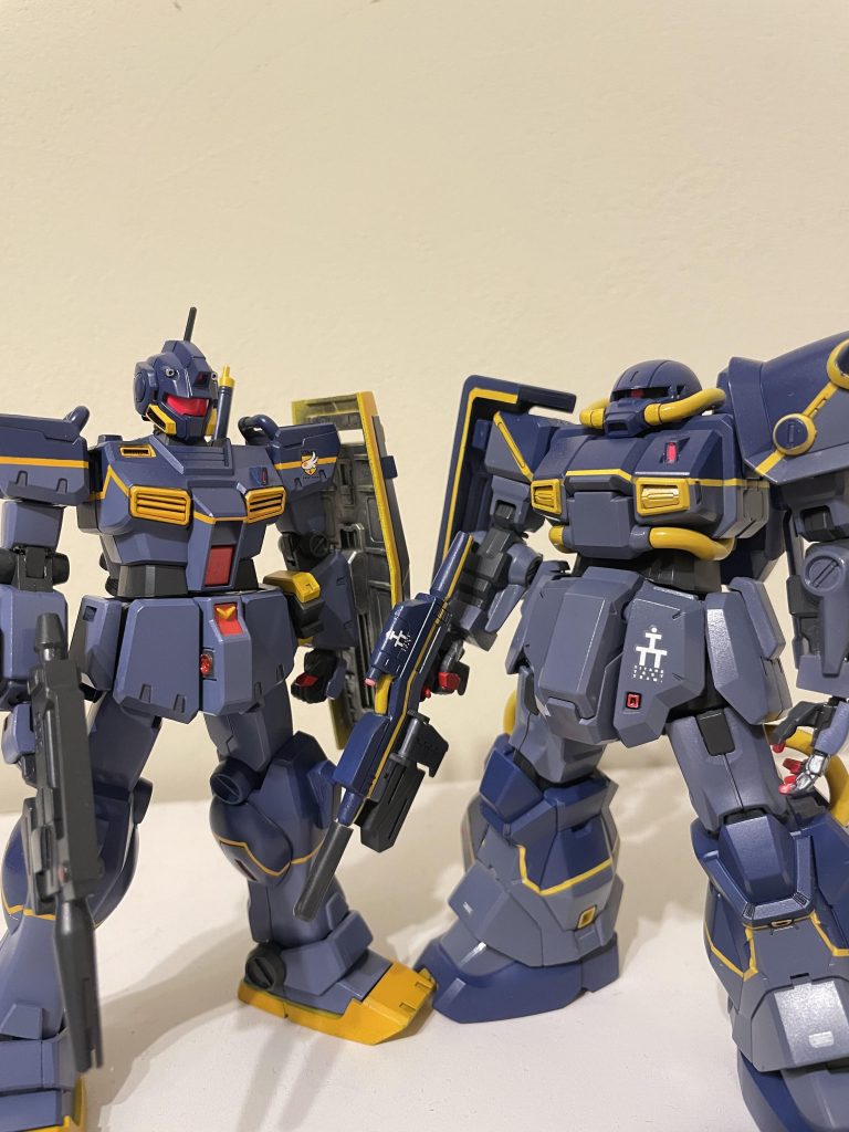 ハイザックとのツーショ 10年前ガキの時に買ってもらったガンダム大図鑑で初めて本機体を見た時は、どこがかっこいいのか全く理解が出来なったが、今やっと理解出来ました