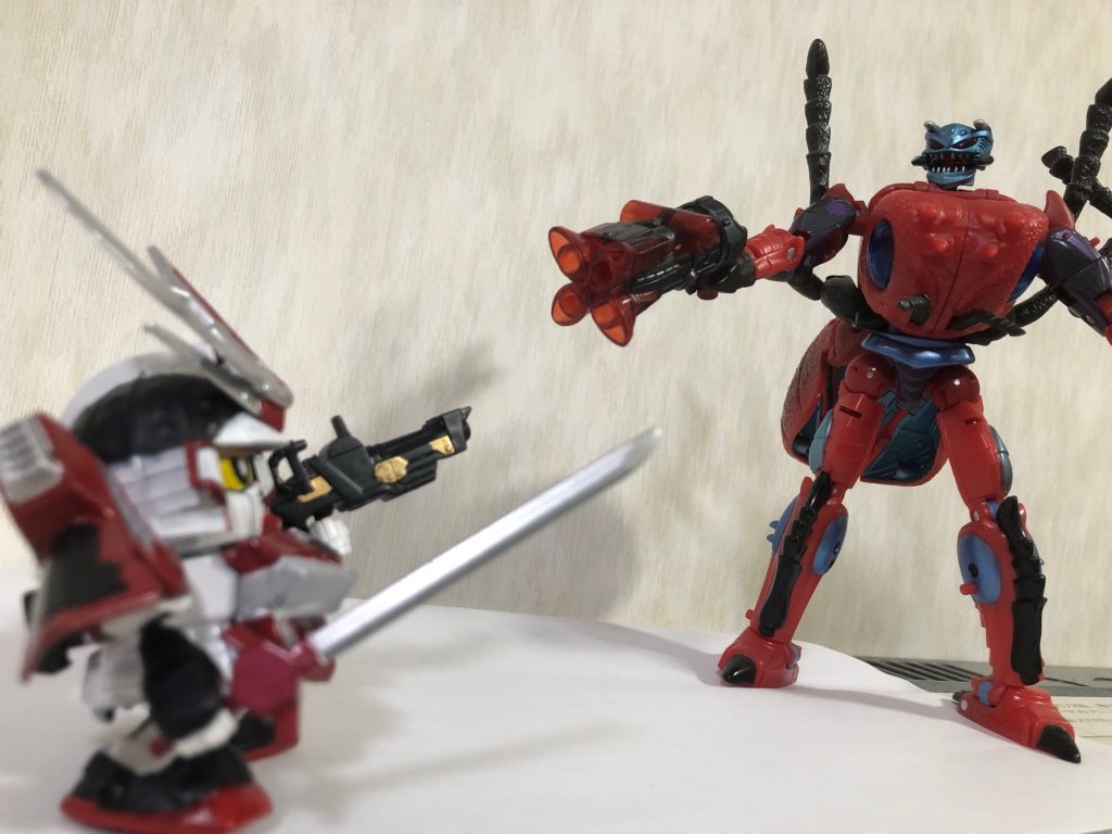 物の怪役にはほねほねザウルスを、ビースト戦士役にはビーストウォーズのインフェルノにやってもらいましたw。