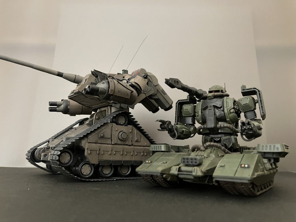 前作のザクタンクと。これじゃ連邦には勝てませんね笑以上、最後までご覧くださりありがとうございます♪