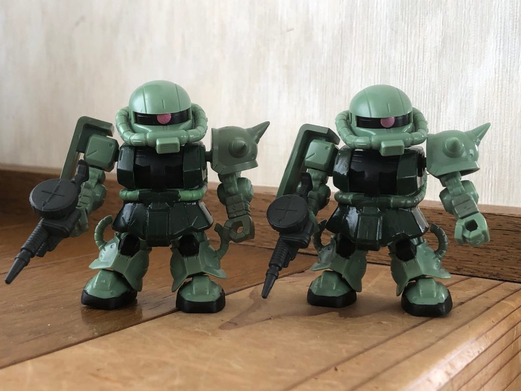 2機のザクも改造&一部塗装。