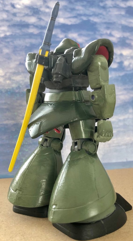 ゲームでは主に女性パイロットのソフィ・フラン少尉が搭乗。元々ジオンのモビルスーツではドム推しでしたがソフィのおかげでもっと好きになりました。