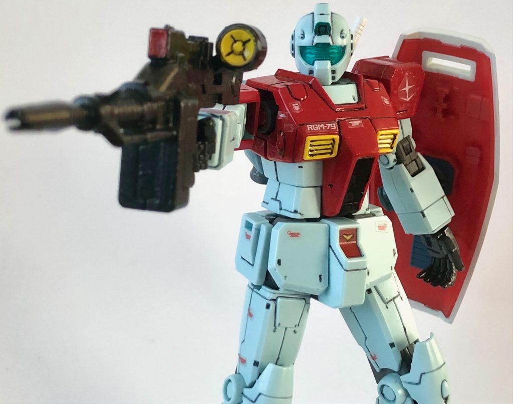 ビームライフルを構えるGM。小説版ガンダムに搭乗するGMパイロットの「キリア・マハ中尉」のGMをイメージして撮りました。