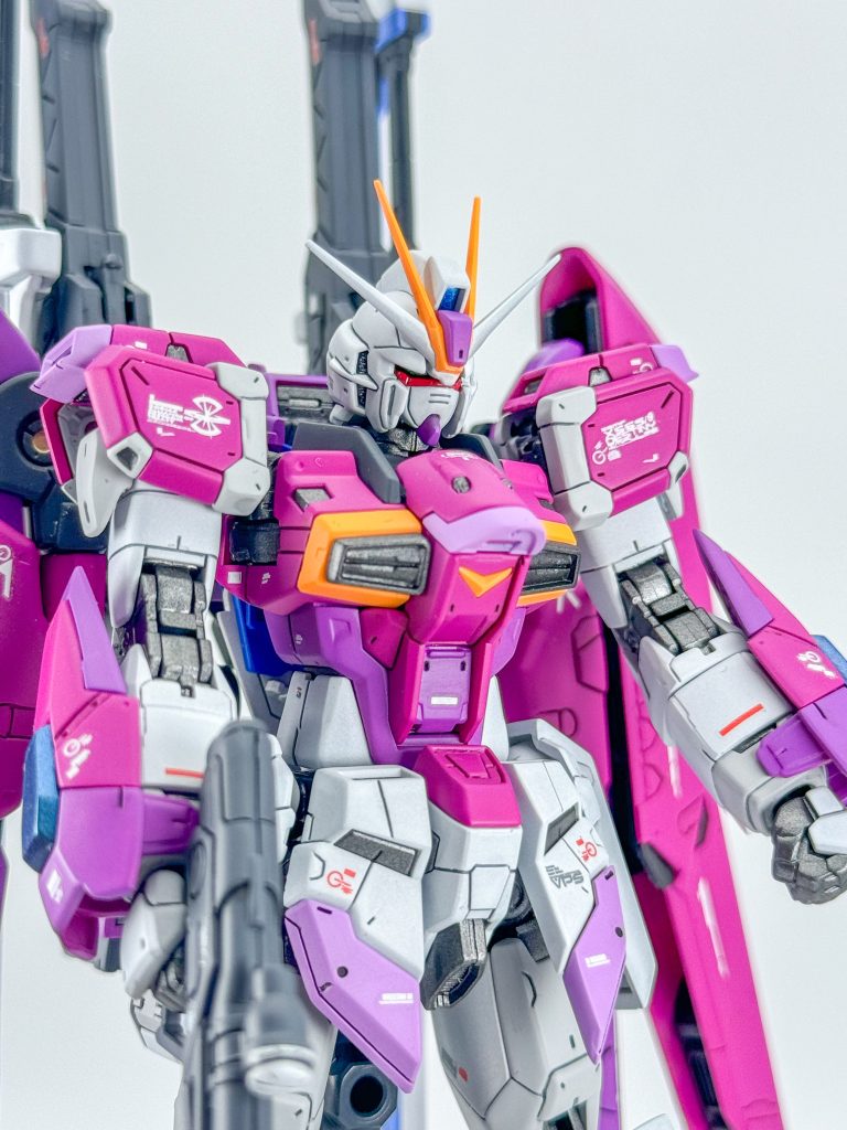 カラーリングは元のキットをベースに調色してみました。キットの出来が非常に良いので、モールド彫り直したぐらいで、特に改修してません。