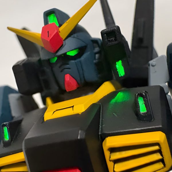 【yakm1116】【電飾】MGニューガンダム　カスタム品 MG Zガンダム”Ver.Ka” 電飾改造｜JINSUBARUさんのガンプラ作品