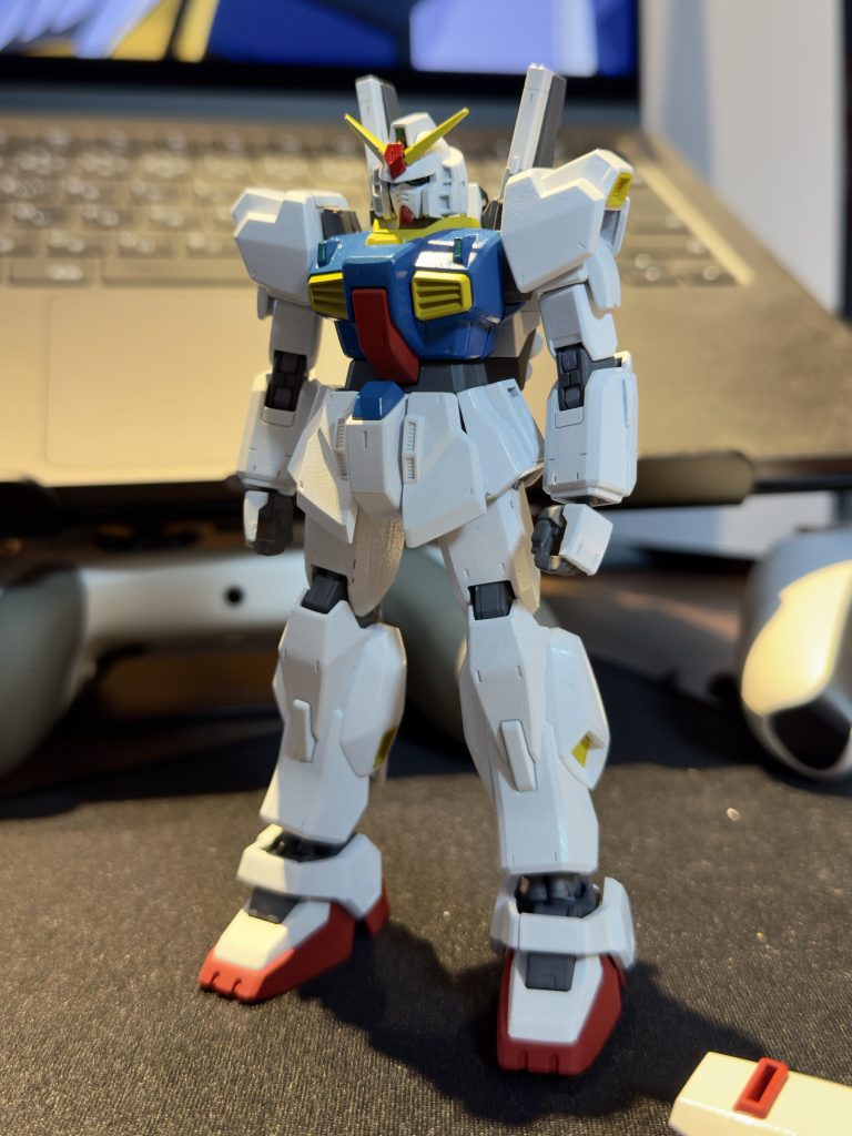 気力保たなくてフィンとか黄色のままです、、、スミ入れもしてないです、、、、