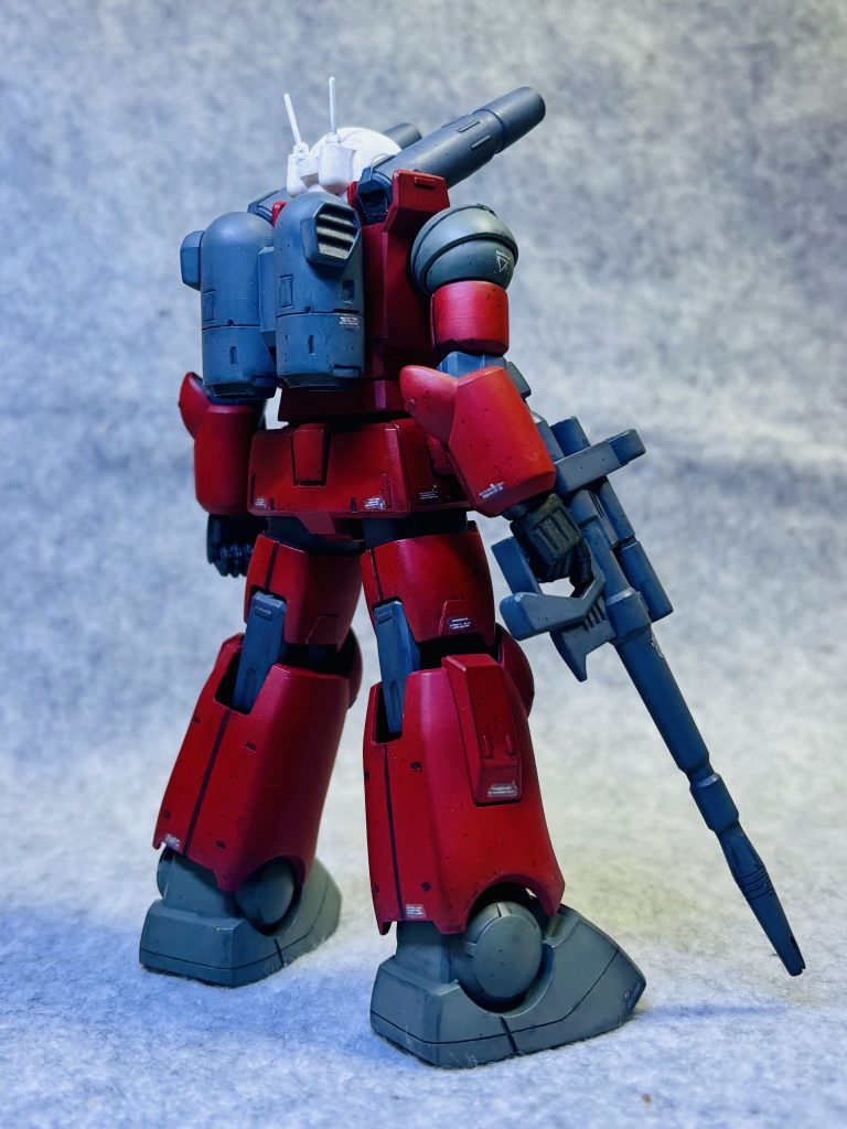 結局ウェザリングして、いつも通りの汚れた作品に(T . T)リバイブ版もカッコいいけども、まさかのHG第一弾！こちらのガンキャノンのスタイルも優秀ですよね！