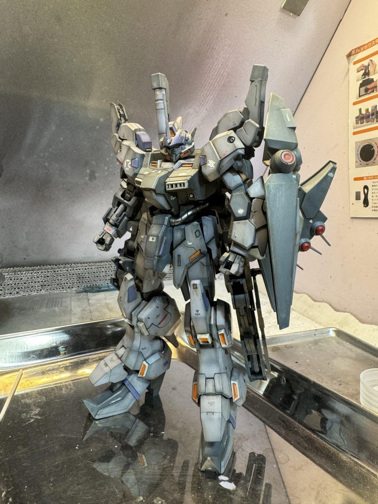 汚し中で組んでみて、調整中。ドライブラシや、タミヤのウェザリングマスターを使ってる時は、うまくいくと本当にたのしいです。