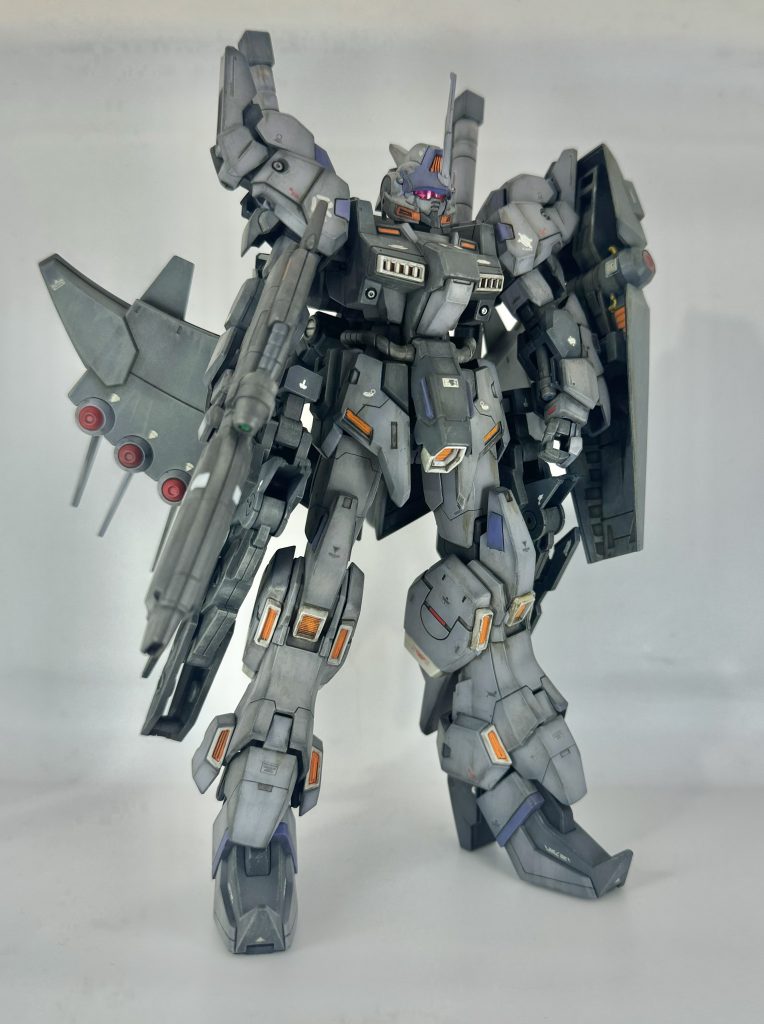 完成はこのような感じです。もう少しの茶色系の汚しを入れたら、全体的に明るい感じになったかなと思いました。