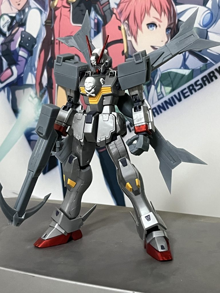 塗装前です。太ももを1mm幅増ししています。ここから更にフロントアーマーを漫画デザインに作り替えました。