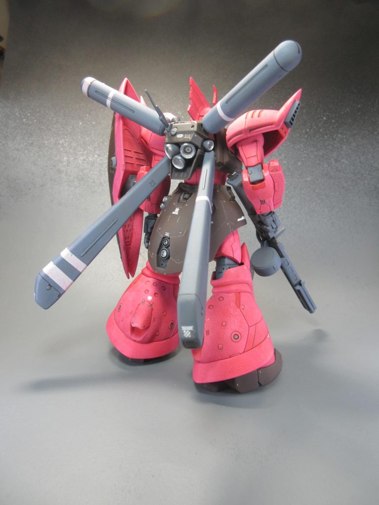 モノアイとライフルのスコープは100均のデコレーションシール