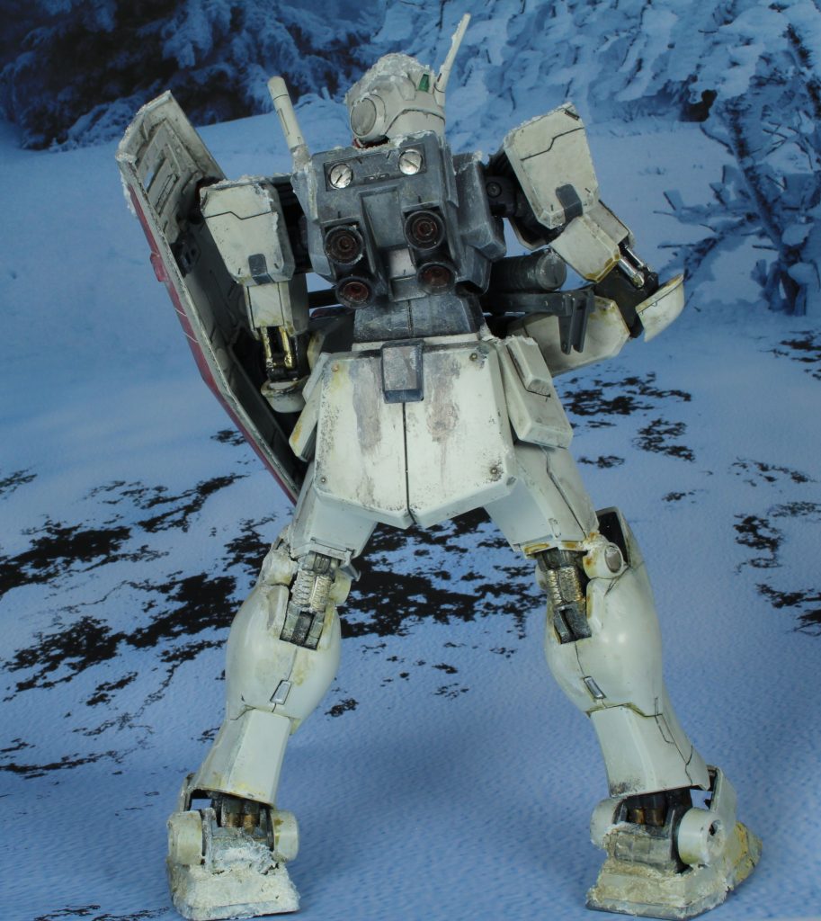 リアビュー 機体各所のオイル染みや足元の汚れ表現