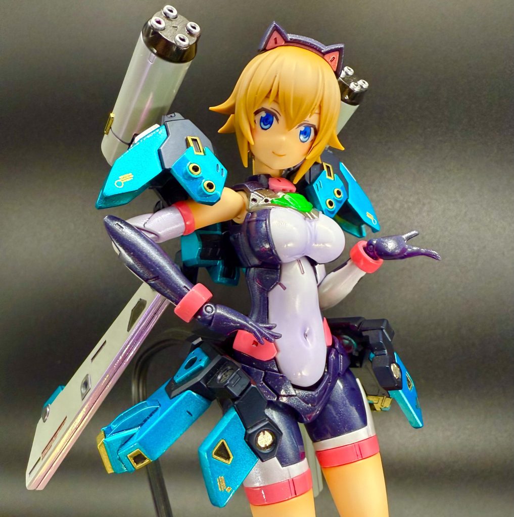 以上、あばたーふみなでした。美少女フィギュア=ガレージキットで敷居が高いイメージを持っていましたが、本キットはフュギュアの命である瞳もタンポ印刷されており、初心者でも安心して組むことができました。少々お値段は張りますが、完成度の高いキットでした。そして何よりかわいい(iori_sei)バンダイ脅威のメカニズム。肌のグラデーション塗装等、塗装表現の幅が少し広がった気がします。最後までご覧いただきありがとうございました😌