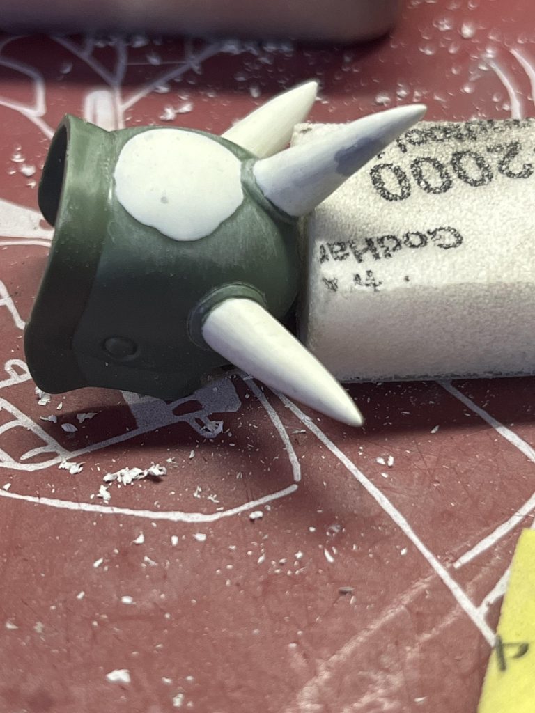 トゲはエポパテで大きくしました