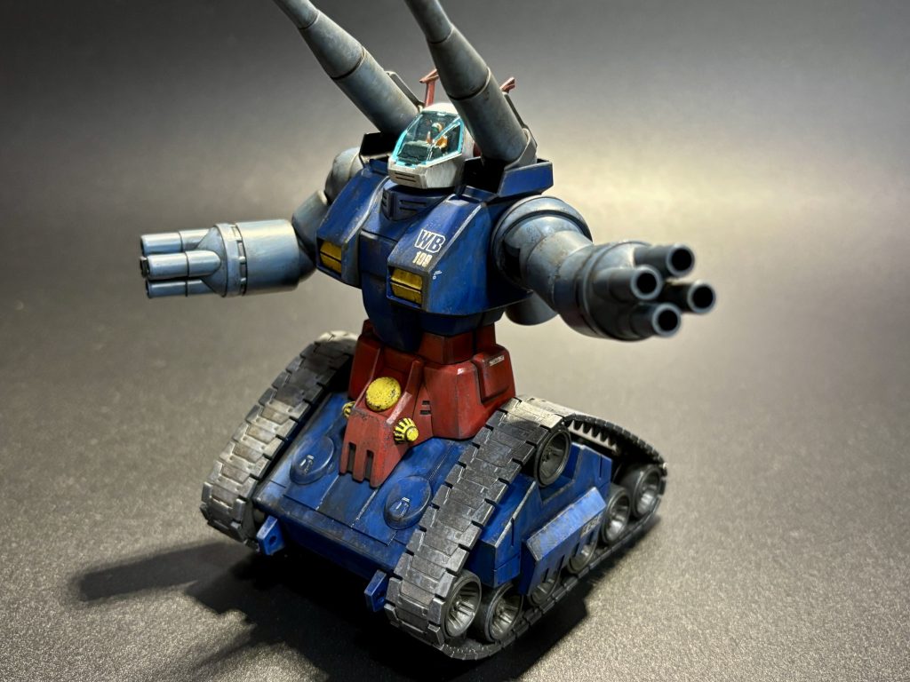 最後はちょっとポーズをつけて。かなり楽しい製作になり、V作戦の残り2体への製作モチベーションも俄然上がっております(gundam-kao7)最後までご覧いただきありがとうございました。