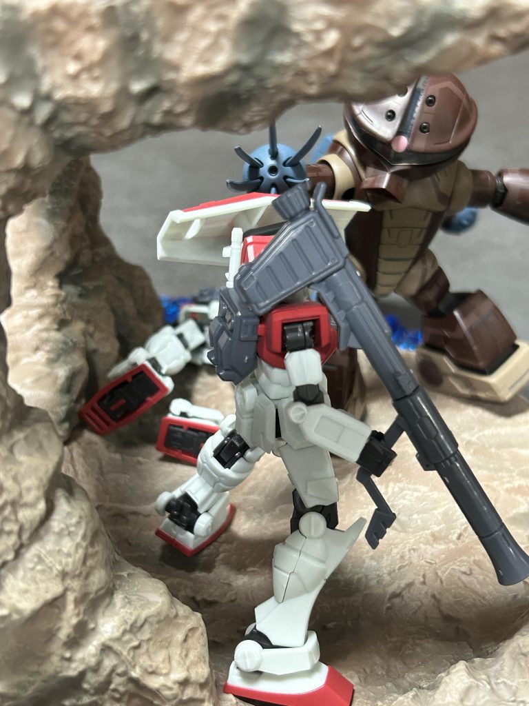 ジャブロー戦–4枚目/制作者：ペケペケ