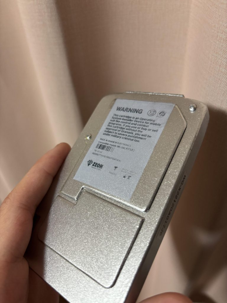 ここら辺詳しくないので結構ガバガバです。ジオニックじゃなくてアナハイムにしたのは完全にミスです。なんしてんガチで