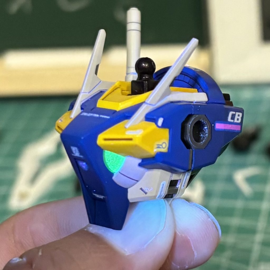 組み付けて光らせてみます。とてもいい感じ‼️