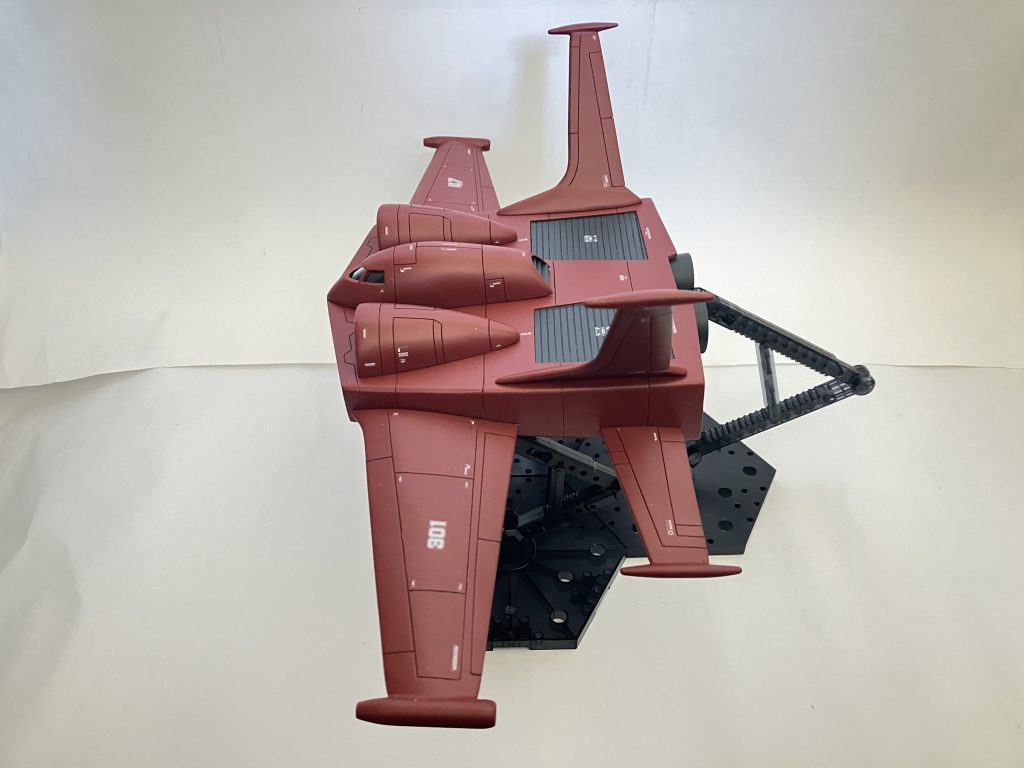 スジボリを深く掘ったため、溝に黒サフが残り影と一緒になって、スミイレをしたかのように見えるほど自然の黒になりました♪(//∇//)