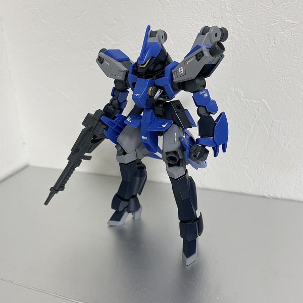 HG シュヴァルべ・グレイズ(マクギリス機)【部分塗装】