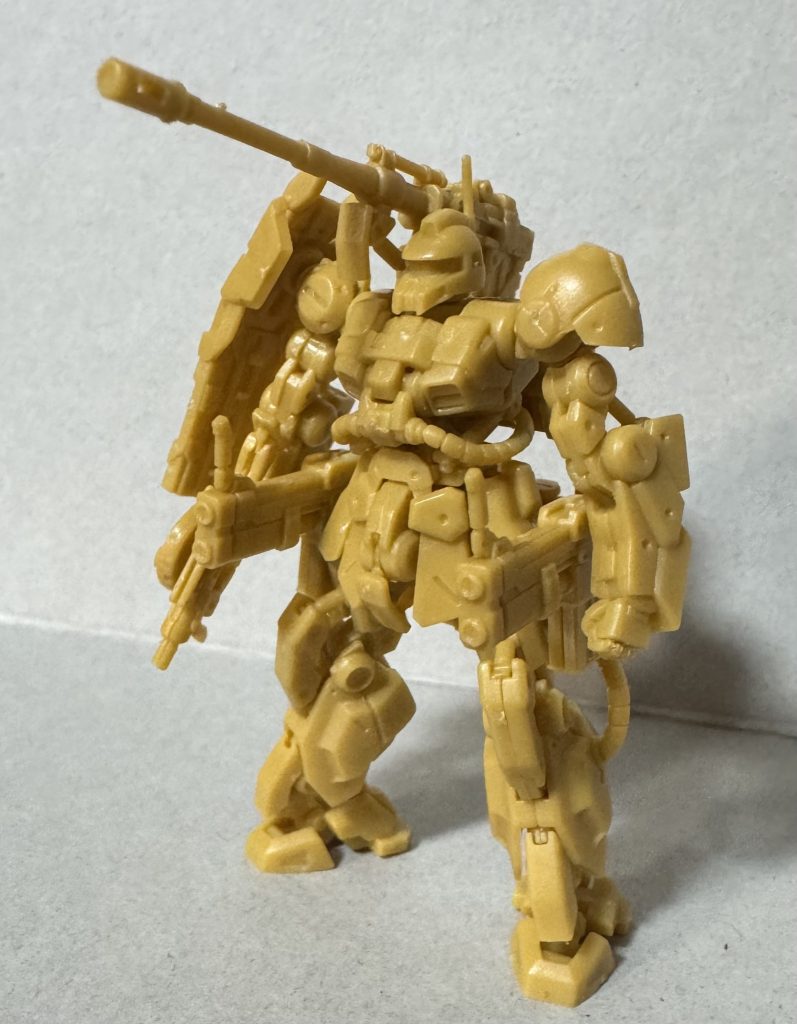 元の写真です。ポロリしないよう接着だけしてます。