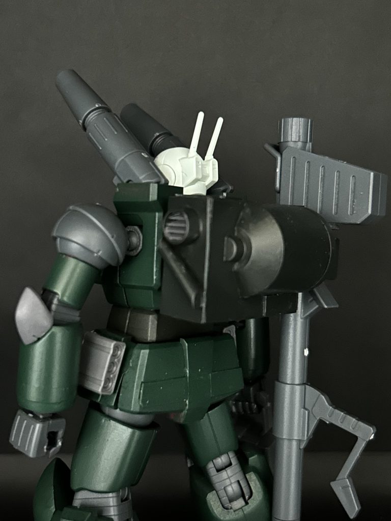 ビームキャノンの強化の為、バックパックを肥大化