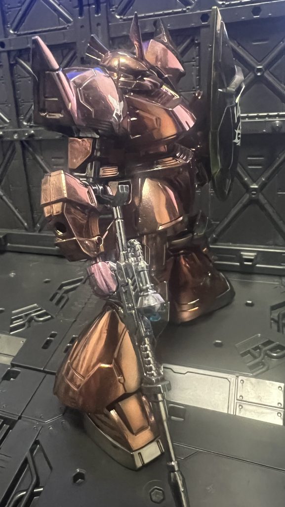 GフレームFA シャア専用ゲルググ(メッキグラデーション仕様)–3枚目/制作者：ガシャポン魂