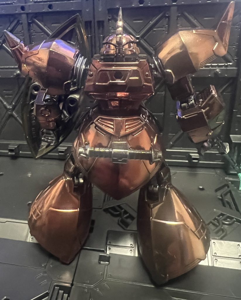 GフレームFA シャア専用ゲルググ(メッキグラデーション仕様)–4枚目/制作者：ガシャポン魂