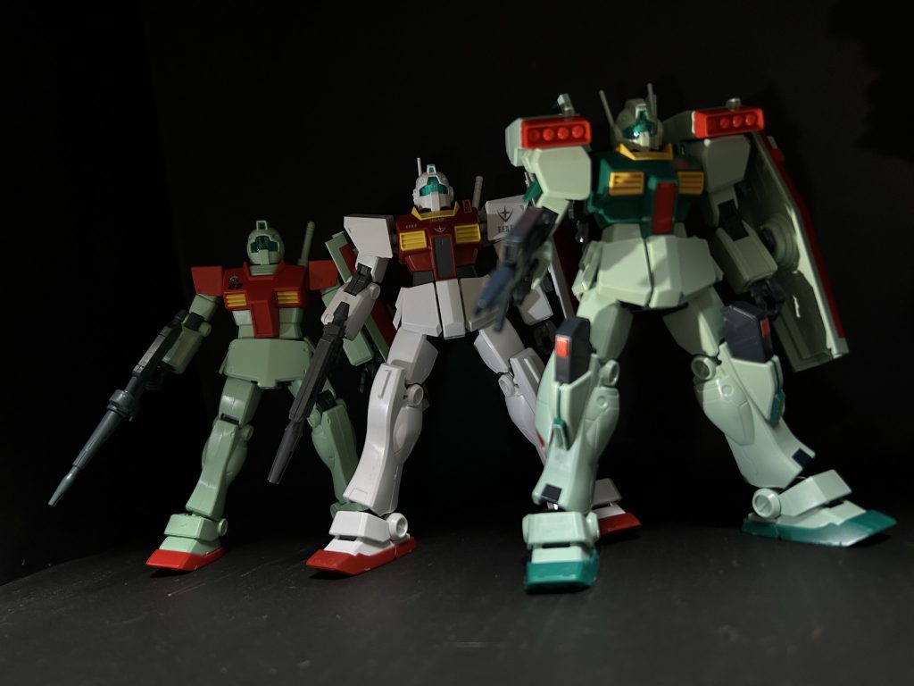 ジム三兄弟です個人的にはジムIIが好きですいつかビームジャベリンをゲットしてユニコーンに出てきたジムIIIを再現したいです