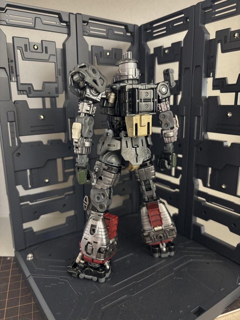 内部フレーム バック!関節はオイル系の汚しを入れてみました。