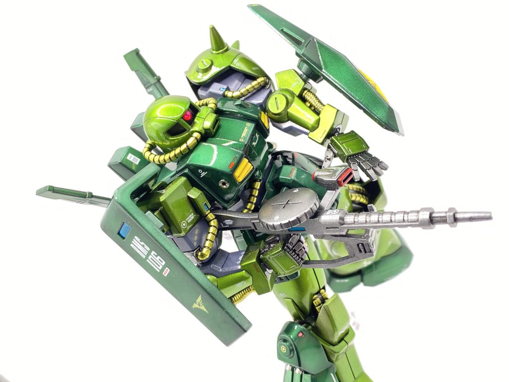 ガシガシ動かしても壊れないロボット魂アニメ版が欲しくなりました。あれ、カッコイイですよねー!