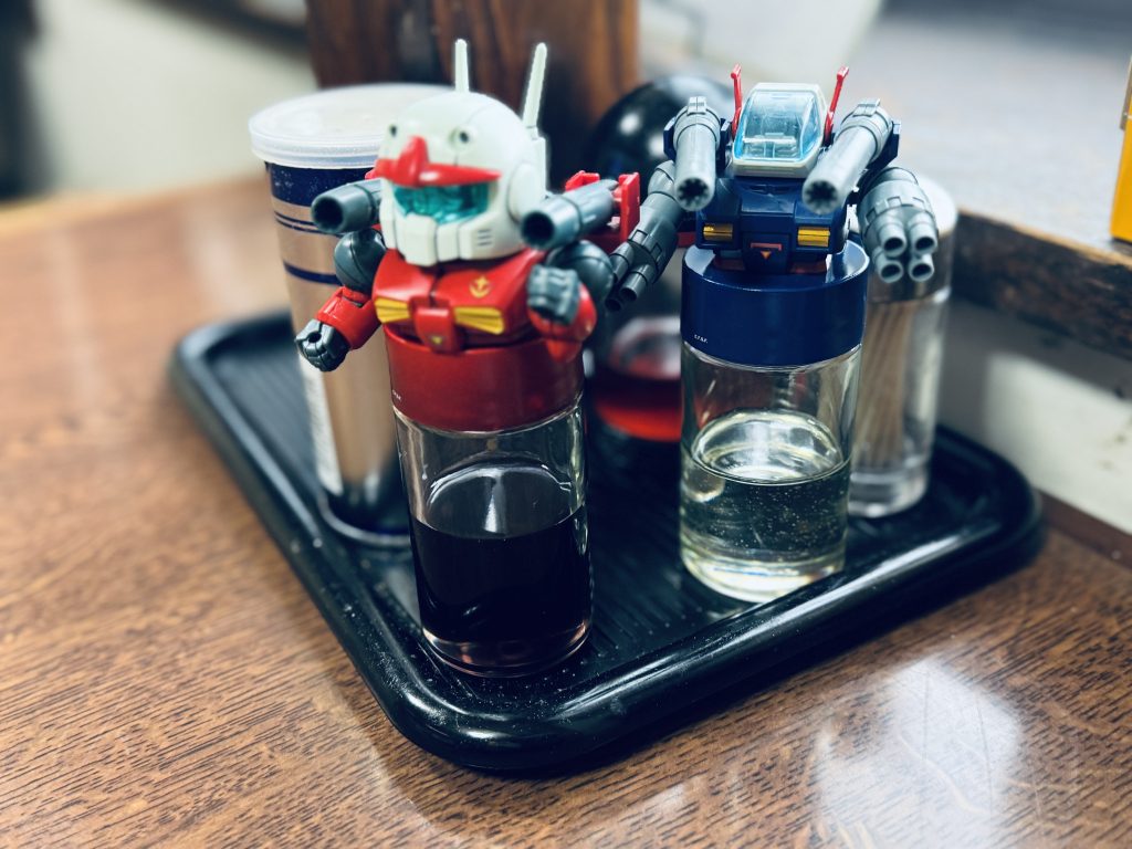 本当はボールで作ったほうが、容器的には注ぎやすい