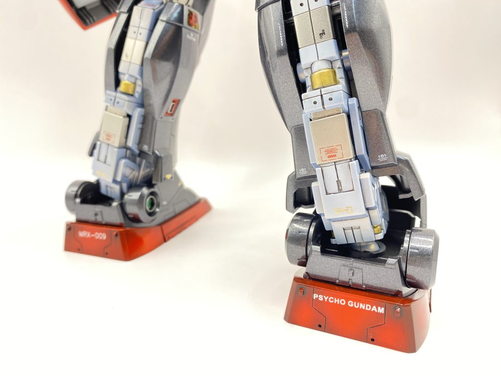 もちろん変形も出来ますが、塗膜剥離が怖くてやりません。