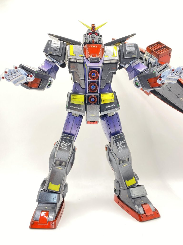 大型物件の光沢仕上げは普通HGの3倍くらい時間が必要でした>_<