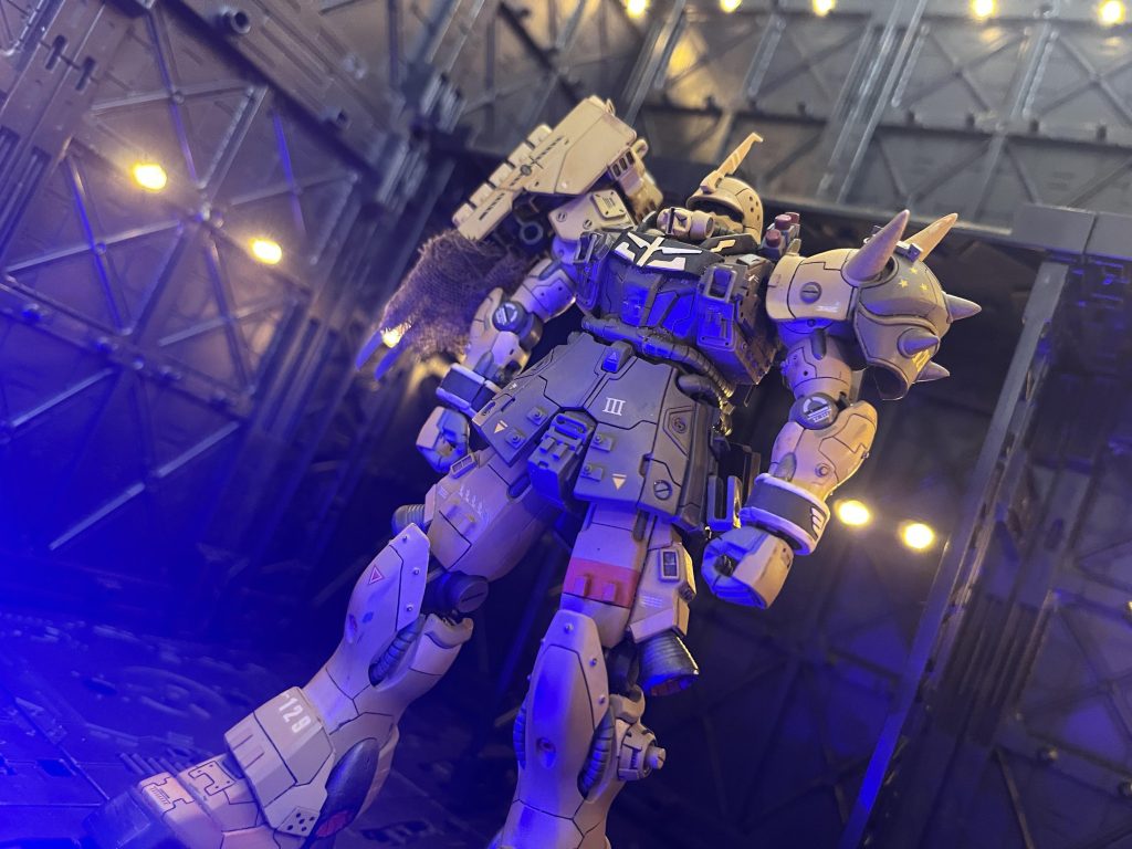 今回は保管庫も作ってみました、今後作った機体もこうして飾ります