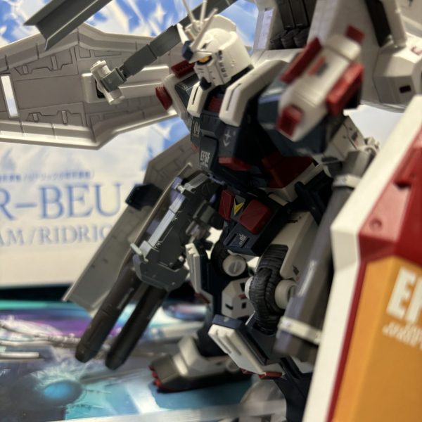 コーネリアス、ティッシュくれよ。