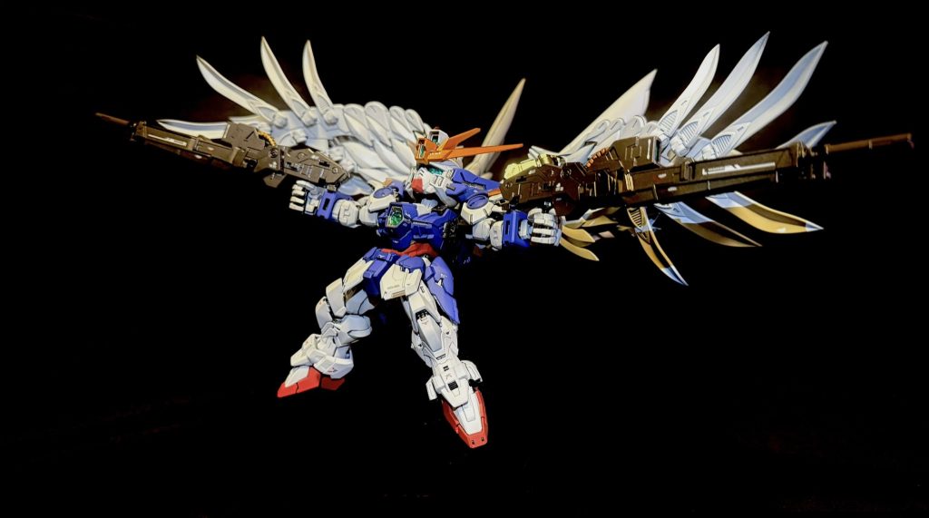 使用塗料全てガイアノーツで下地EXブラックスタート白　NAZCA ニュートラルホワイト青　NAZCA コバルトバイオレット赤　NAZCA フレイムレッドグレー　スターブライトアイアン金　スターブライトゴールド→クリアオレンジトップコート　EXフラットクリアープレミアム コバルトバイオレットを黒下地に吹くとゼロEWの紺色っぽい色になり良い感じでした