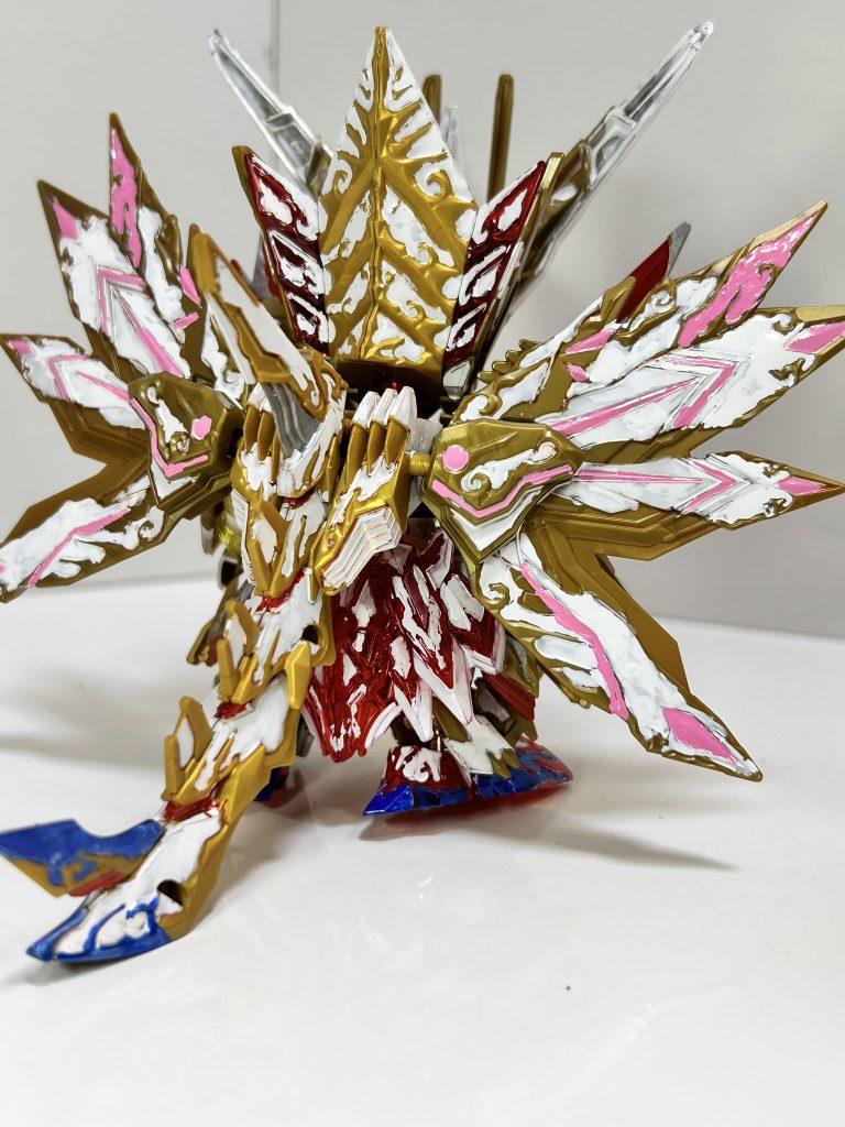 バックビュー。色分けはプラウドディフェンダー準拠。塗分けが地獄でした。