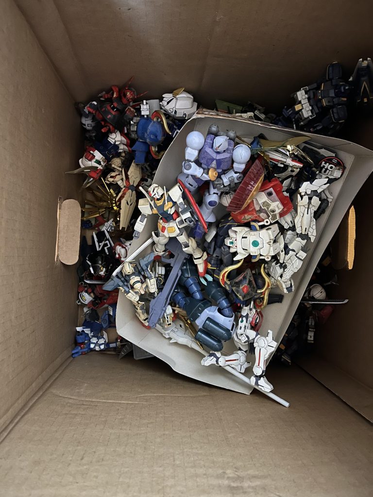 初めてのウェザリングでしたが、この中に20年眠らせて仕上げたものです🤨