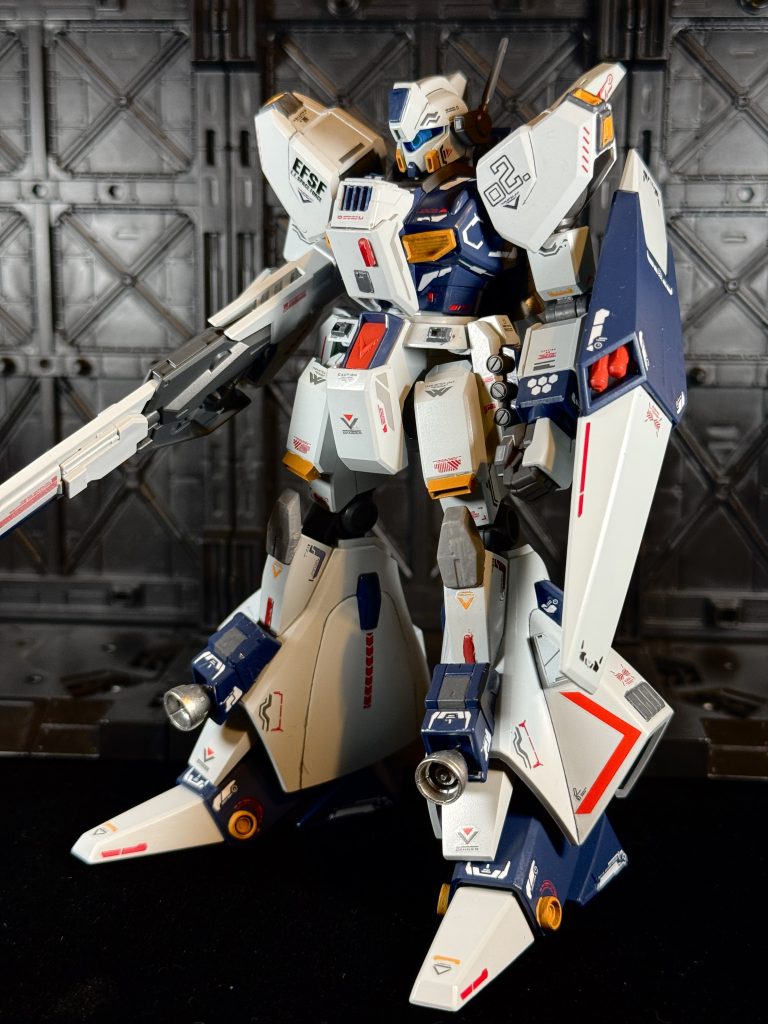 ジム系はどう改造しても、どこかの部隊にいそうな感じになるので面白いですね。ジムの日に向けてどんどん作っていきましょう。