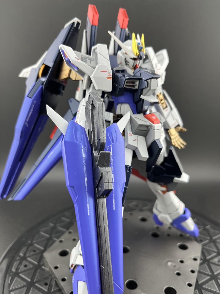 ストフリ用社外品デカール貼りまくっています🤔