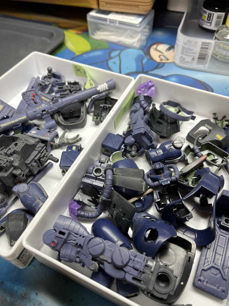 いつも使いたい塗料から作りたい機体を選んでおるので、なかなか手が出せずにいます😩まぁその考えてる時間がたまらんですがねぇ😍