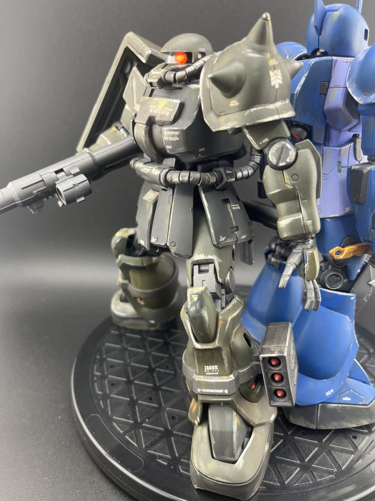 フレーム　ガイア:ガンメタサフ緑　クレオス:オリーブドラブ2黒　ガイア:ジャーマングレー