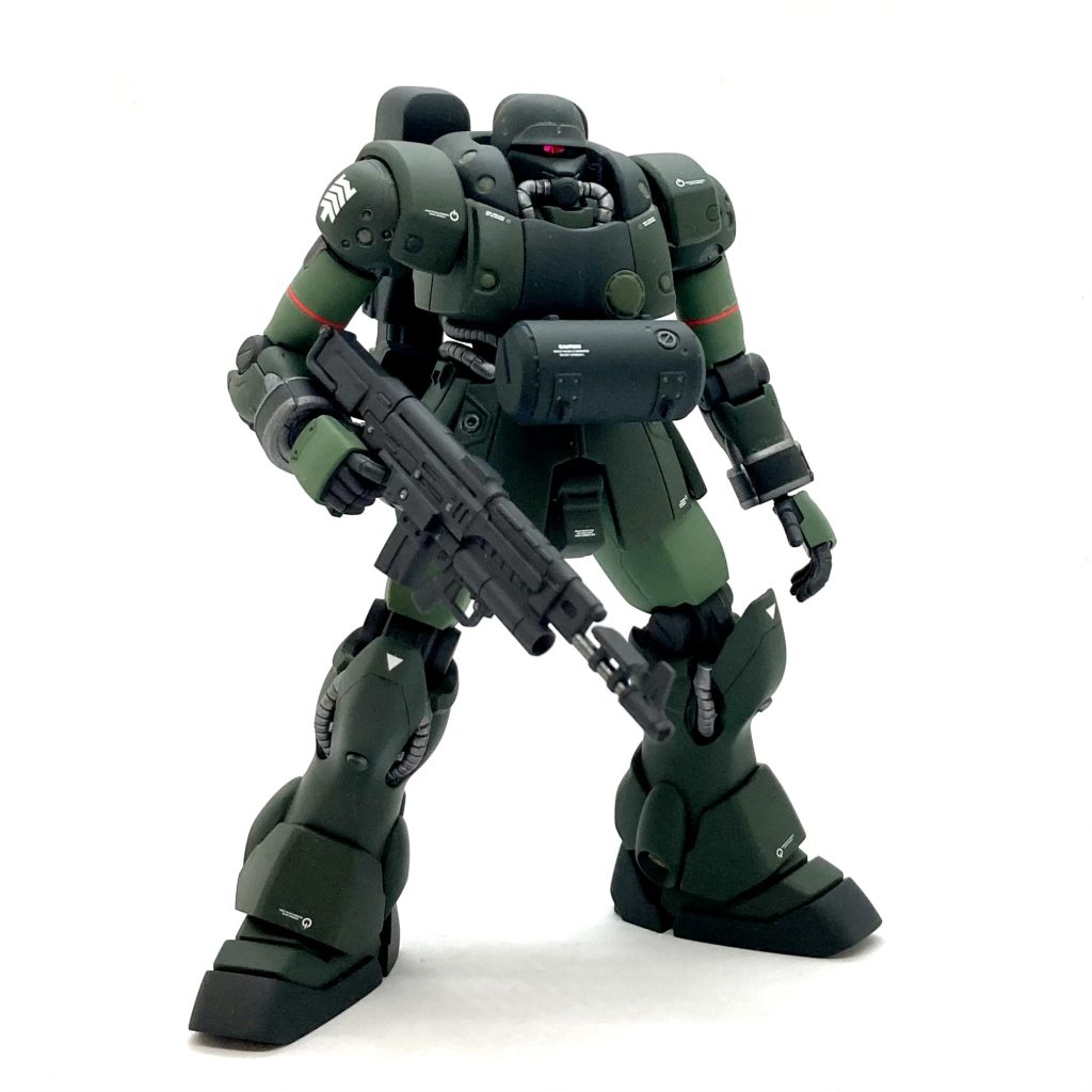 具体的には上腕を5mm伸ばし、脚は股関節部分を加工して5mm縮めました。異形感が出てませんかねぇ😁