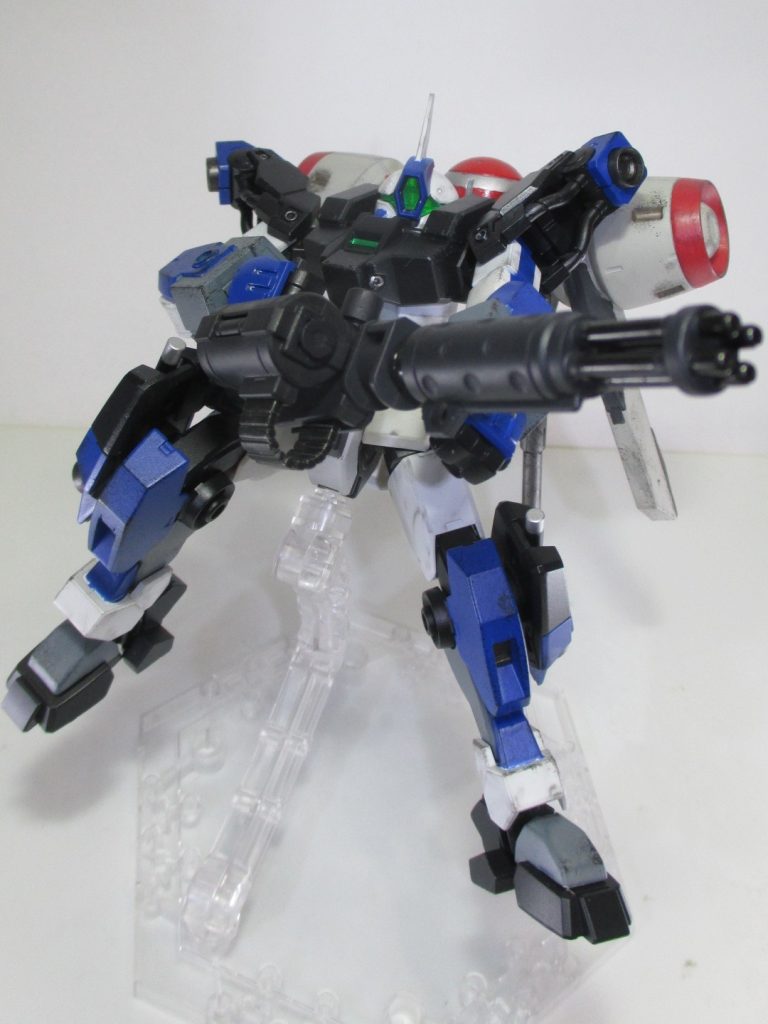 ガトリングガンを装備銃はデミトレーナー用セットから使用しています